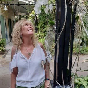 Meet your Posher, Theresa